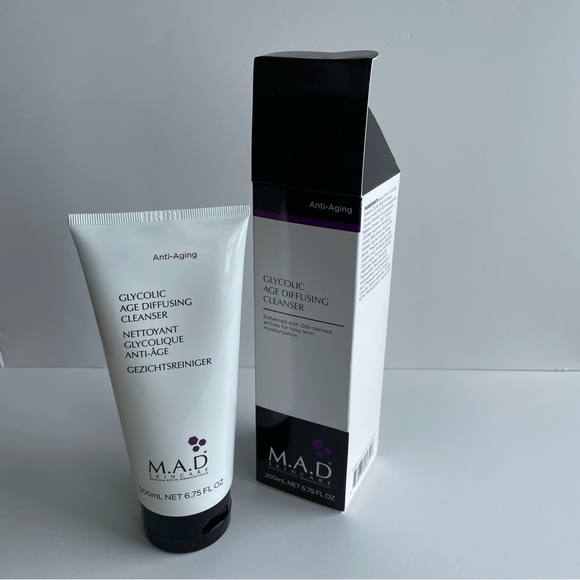 M.A.D. skincare glycolic age defusing cleanser 6.75 fl oz new with seal and box - Picture 4 of 6